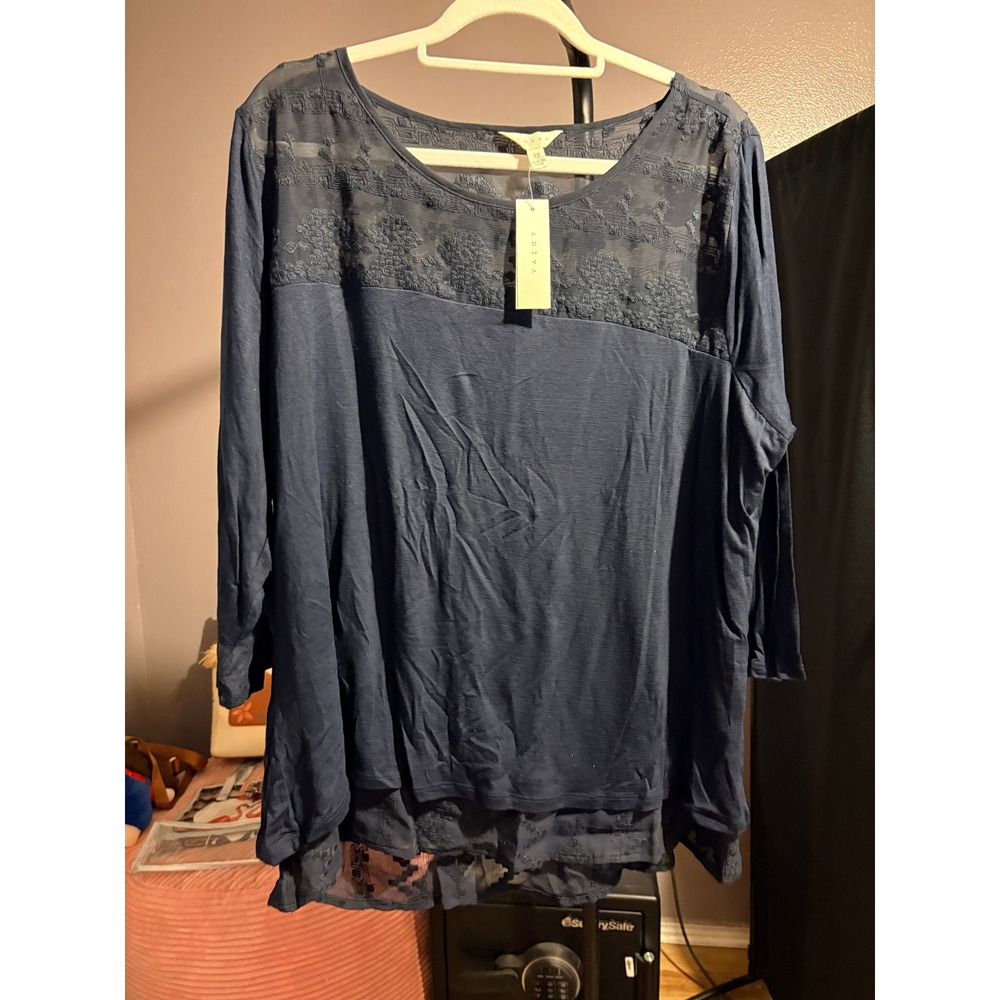 A Diva Navy Blue Embroidered Mesh Layered Split Back Top 2X NWT B3A1B49A881AN